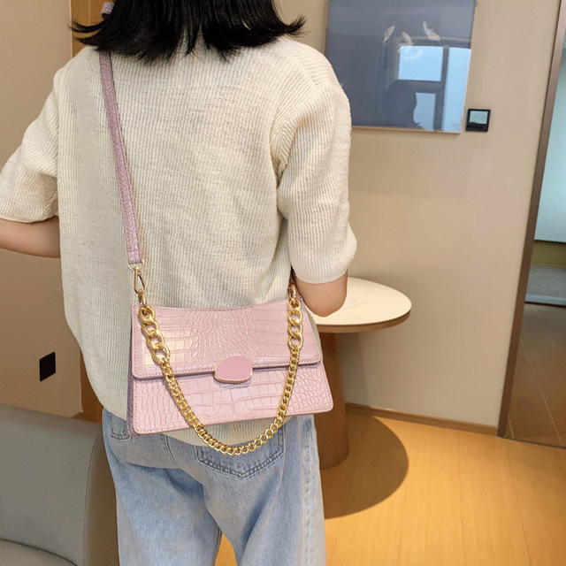 Wild ins chain crossbody bag