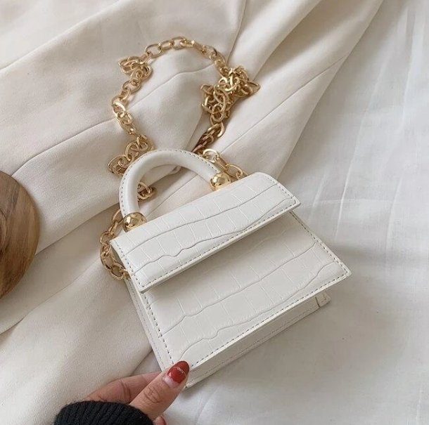 Elegant charm crossbody bag