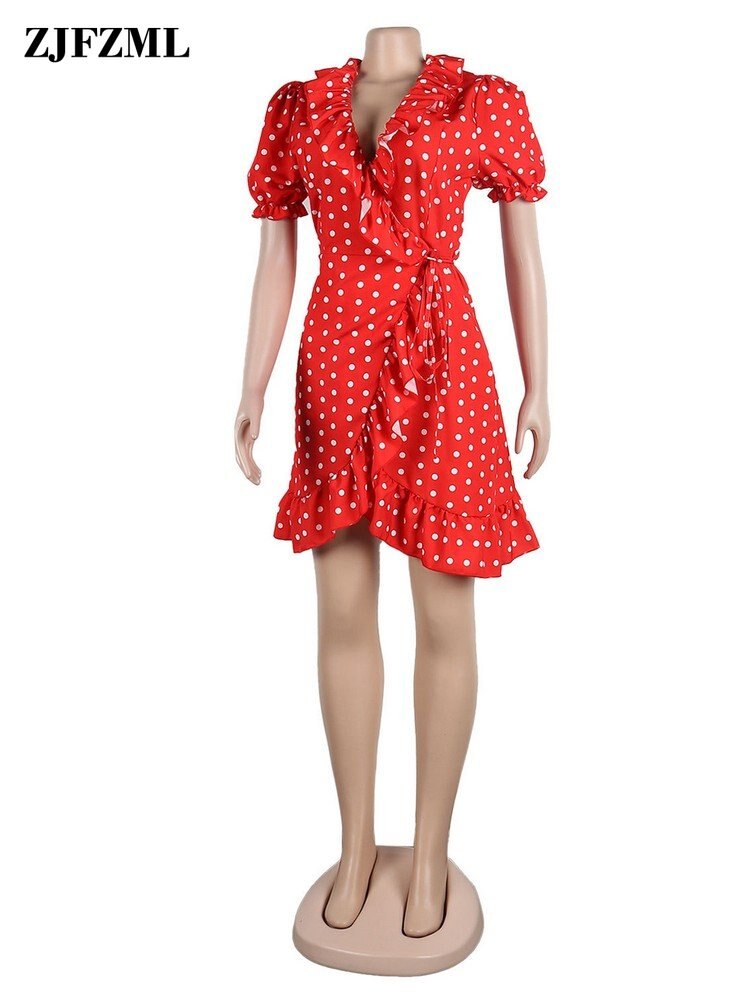 Short dress has a retro polka dot print, petite girls V-collar, short sleeves, luxury waist-shaping. Its waistline is empire, style is vintage, and the sleeve length is full.